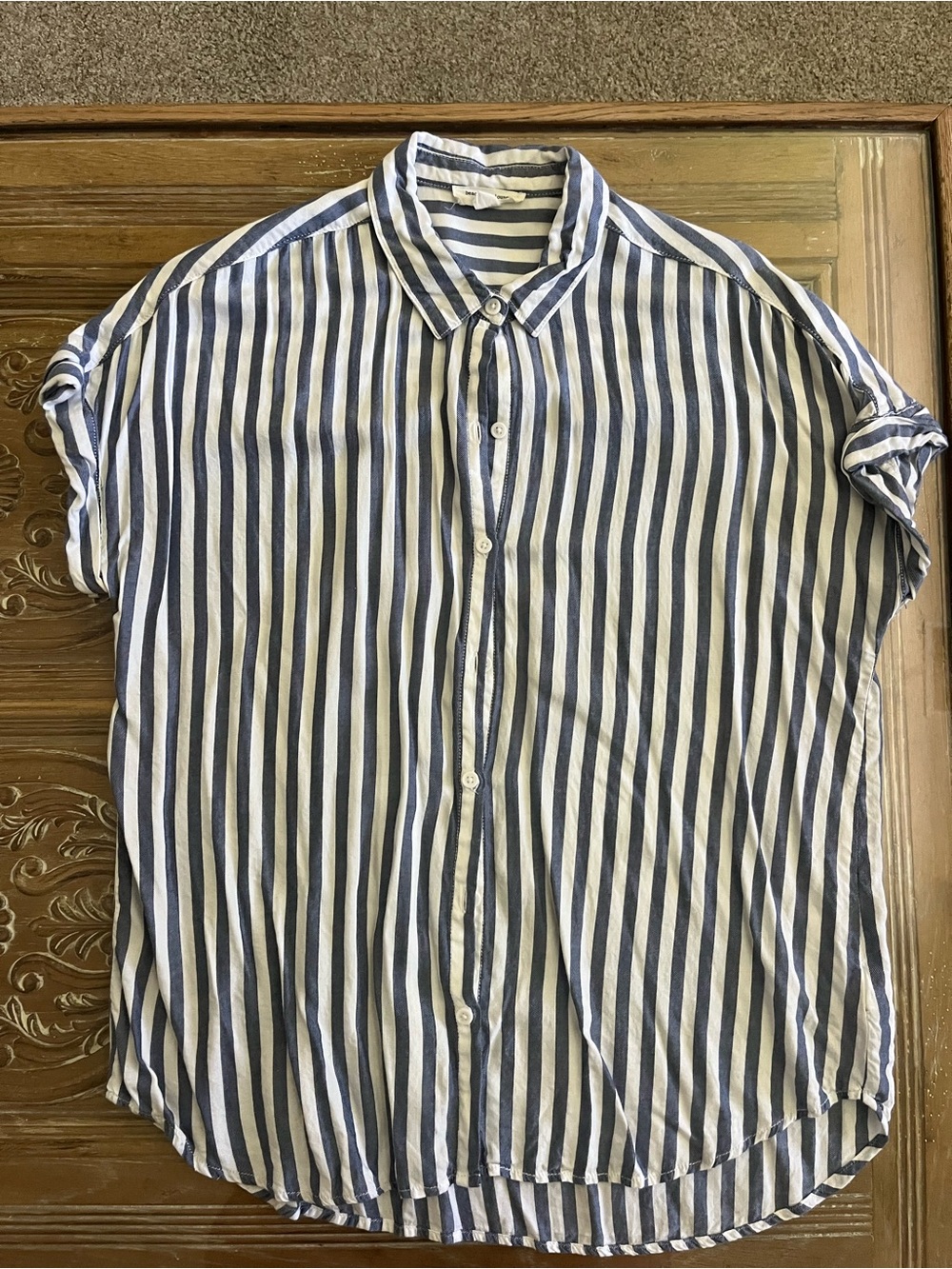 Men’s Short-Sleeve Blue and White Striped Shirt